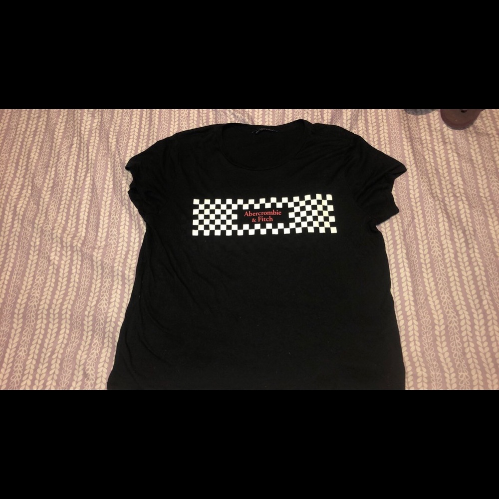 Abercrombie and Fitch tee